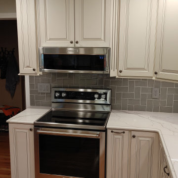 Kitchen Remodel Geneseo, IL Koch Ivory Smoke Fog MSI Calacatta Laza Quartz