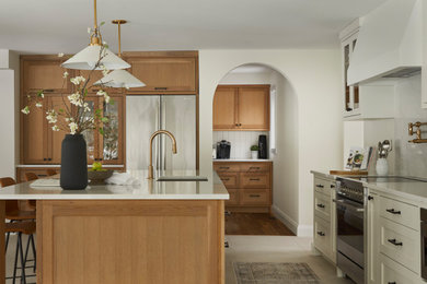 Example of a transitional kitchen design in Ottawa