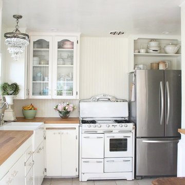 1940's Shabby Chic Beach Bungalow Kitchen