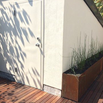 Planter in corten