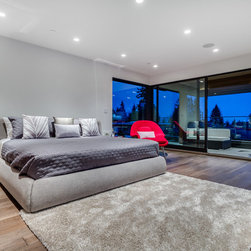 910 LEOVISTA - Products