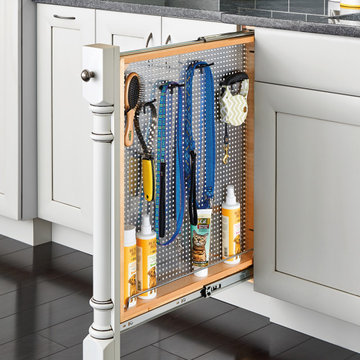 Wood And Stainless Steel Pull Out Base Filler for New Kitchen Applications