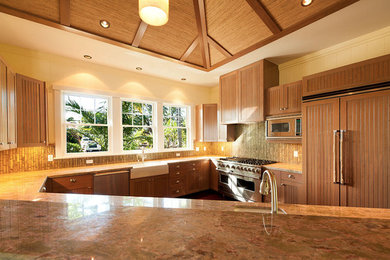 Kitchen - coastal kitchen idea in Hawaii