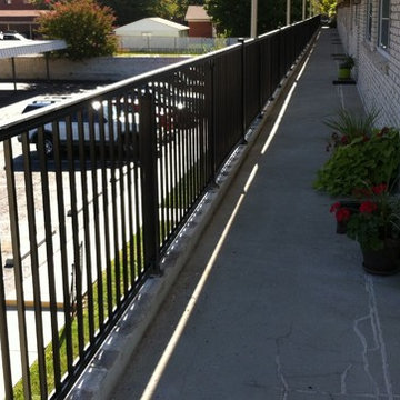 aluminum balcony railing