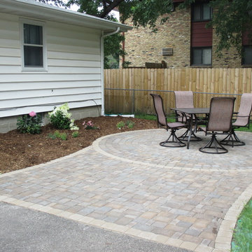 Anchor Kingston Circle Patio