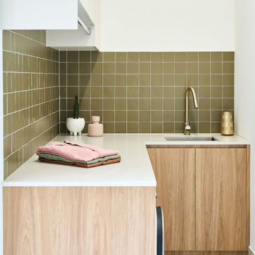 The Sherwood (Breakfast bar & Laundry)
