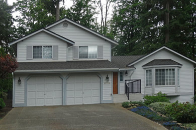 This is an example of a traditional home design in Seattle.
