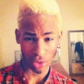 Drew Brando's photo