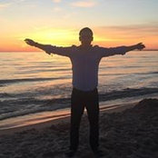 Jonathan Gordon's photo