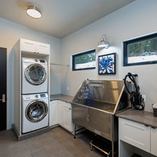 College Carriage House Wash Station