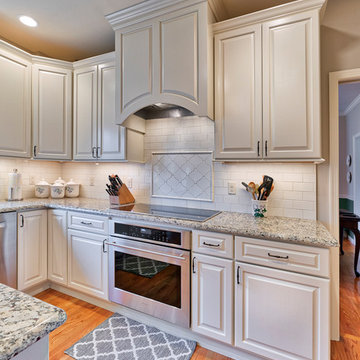 Welcoming White Kitchen