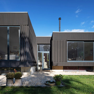 Black House