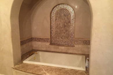 Inspiration for a rustic bathroom remodel in Austin