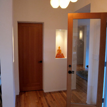 Santa Barbara Contemporary Foyer