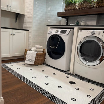 CHEVY CHASE PRINCIPLE BEDROOM & LAUNDRY ROOM
