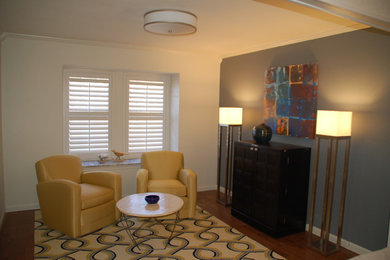Example of a small minimalist home design design in Dallas