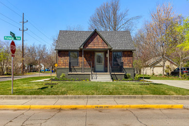 Inspiration for an exterior home remodel in Oklahoma City