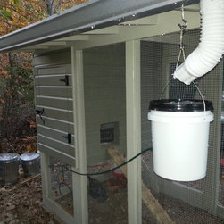 Automatic Gravity Fed Rainwater Harvesting Chicken Watering System - Products