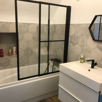 Salle de bain : installation d'une baignoire et rénovation