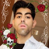 Avinash Hirdaramani's photo
