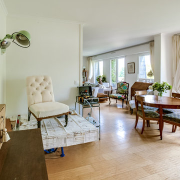 Un atelier dans un salon à Boulogne Billancourt