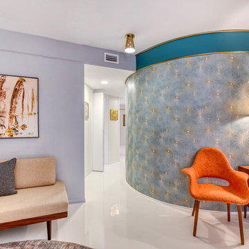 Curved Mid-Century Wall Feature — Sarasota Round House Living Area