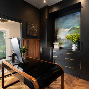 Art-filled Ranch on Natural Bridge