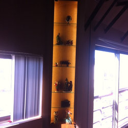 Built-in, lighted curio cabinet - Display And Wall Shelves 