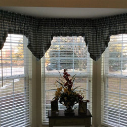 French Country Valance - Window Treatments
