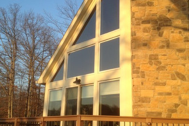 Inspiration for a contemporary deck remodel in Indianapolis