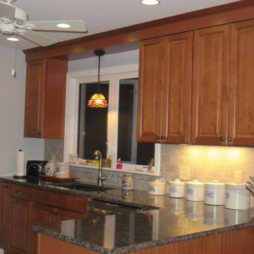 Waypoint Maple Auburn 620D Kitchen Cabinets