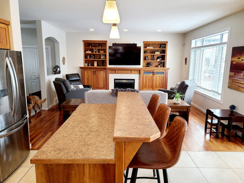 Kitchen Island Drop To One Level, How Much Does A Kitchen Island Cost In Canada