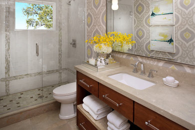 ジャクソンビルにあるトランジショナルスタイルのおしゃれな浴室の写真
