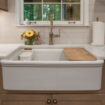 Donohue Kitchen and Laundry Room