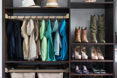 Inspiration for a timeless closet remodel in Austin