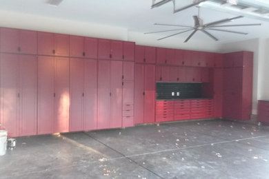 Example of a minimalist home design design in Raleigh