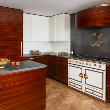 A Sculpted Kitchen in Warm Woods