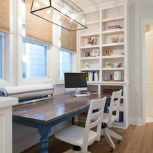 Pedestal table