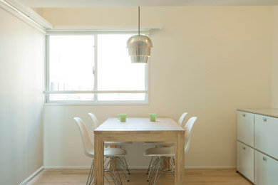 Inspiration for a dining room remodel in Tokyo