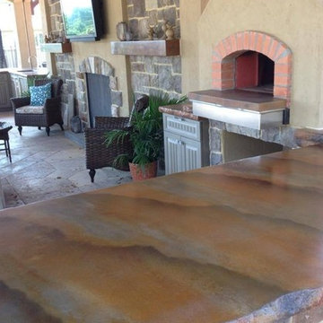 Home Bar, Pizza Station, Mantel, and Bistro table