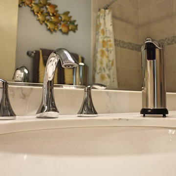 Charcoal Maple Parker Bathroom