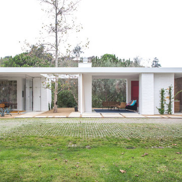 Hollywood Hills, New Construction: Mid-Century Modern