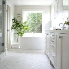 1132 W Altgeld- Basement Bath