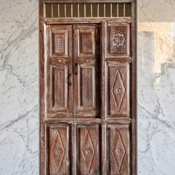 Sliding Style: Barn Doors Making a Strong Statement Inside the Home
