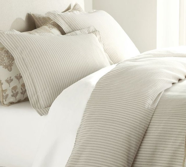 Traditional Bedding by Pottery Barn