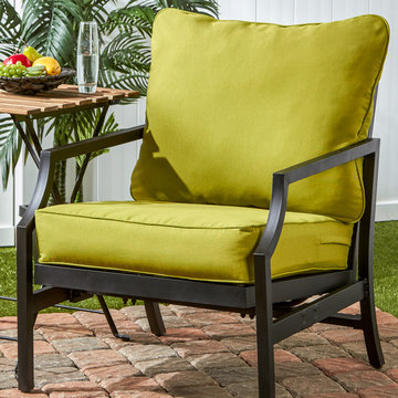 Steel Lounge Chair with Green Seat Cushions