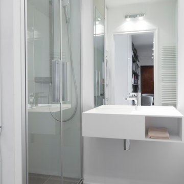 Une salle d'eau fonctionnelle