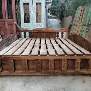Unconventional bed inspired by the farmer bench(noraj)