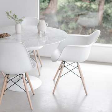 Tulip Table