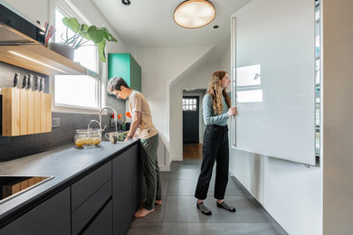 Example of a minimalist kitchen design in Seattle